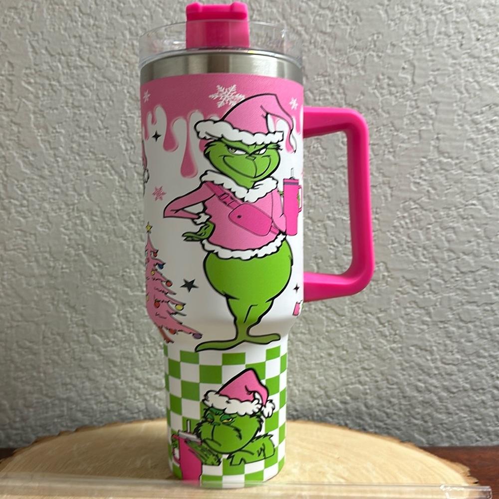 The Grinch New 40 ounce tumbler with straw stainless steel BPA free no lead